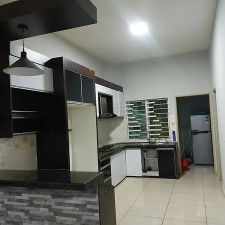 Bertam Kepala Batas Guest House For Male Only